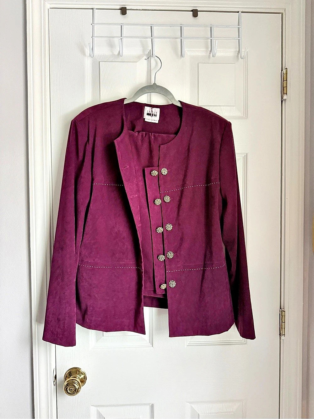 Vintage Leslie Fay Purple 2pc Skirt Suit Set Size 16 Button Detail